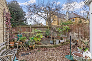 Photo 11- click for photo gallery